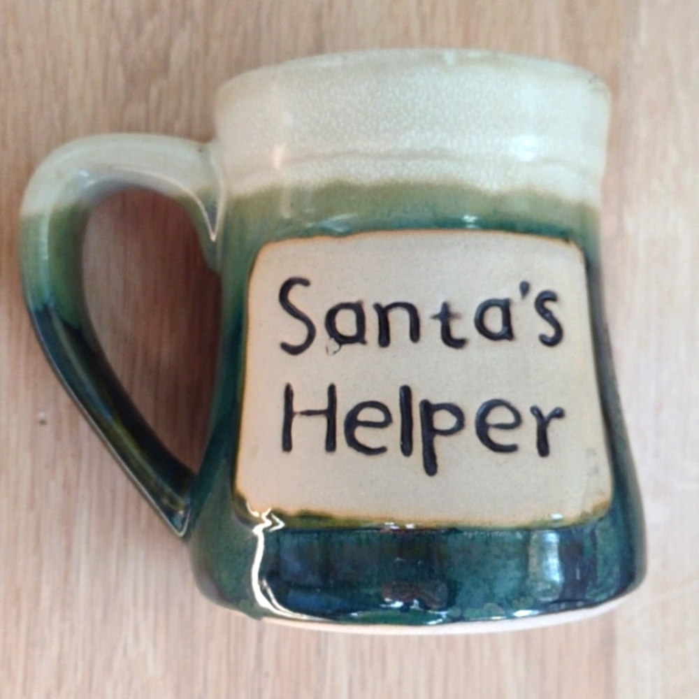 Santa's Helper 20 Ounce Mug ND Exclusive New